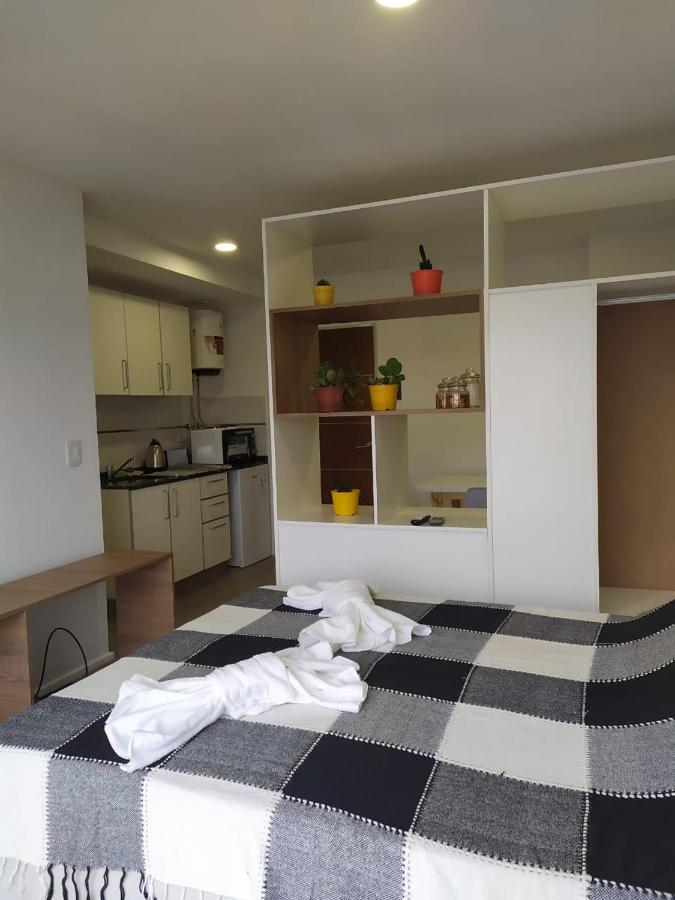 Departamento Parque Alem Apartment *